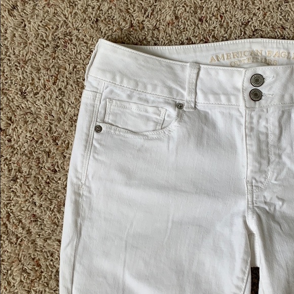 American Eagle Outfitters Denim - American Eagle white crop jeans